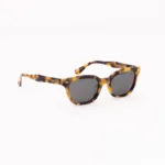 oculos-de-sol-feminino-saint-tartaruga 1