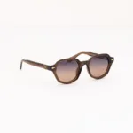 oculos-de-sol-unissex-valen-marrom-lente-degrade-vista-lateral